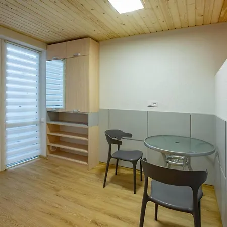 White House * Truskavets